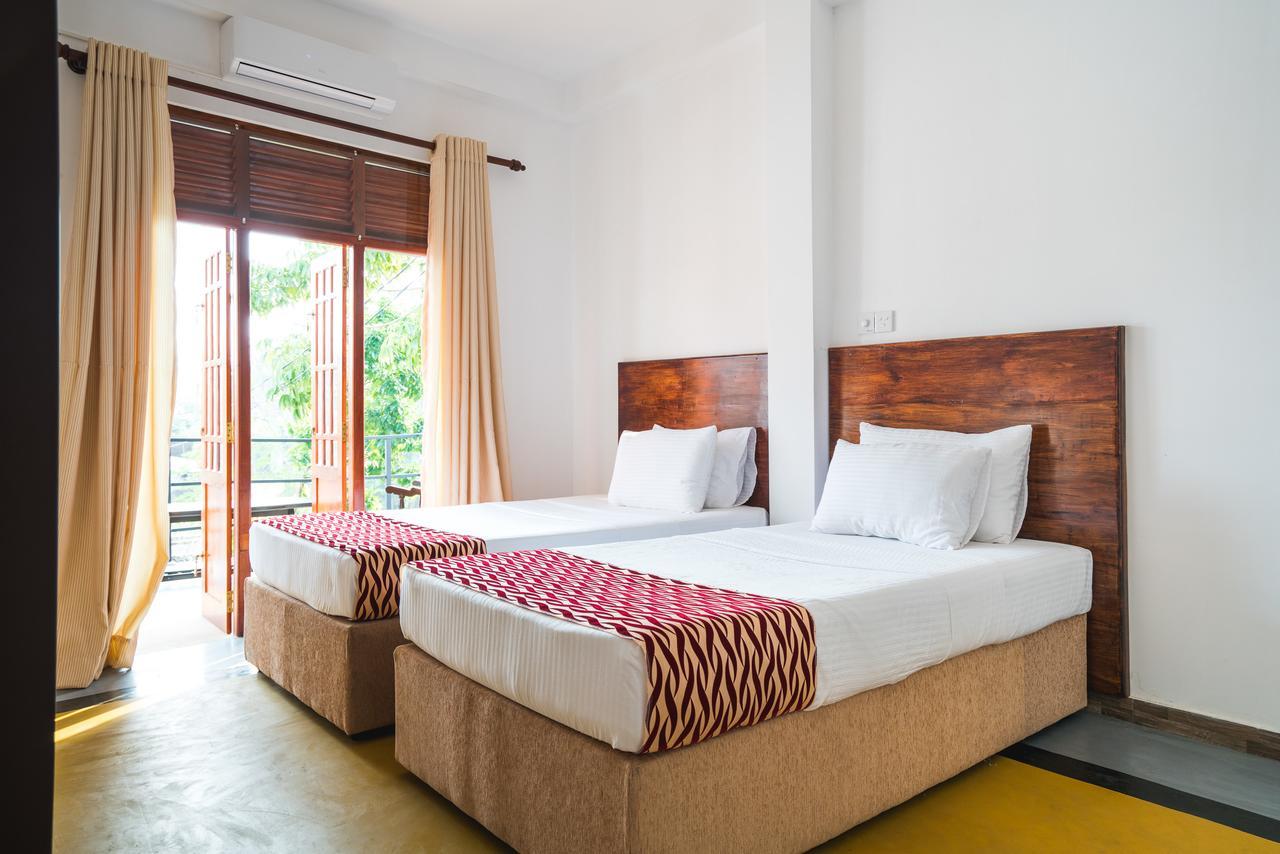 Ocean Bay Surf Resort Weligama Extérieur photo
