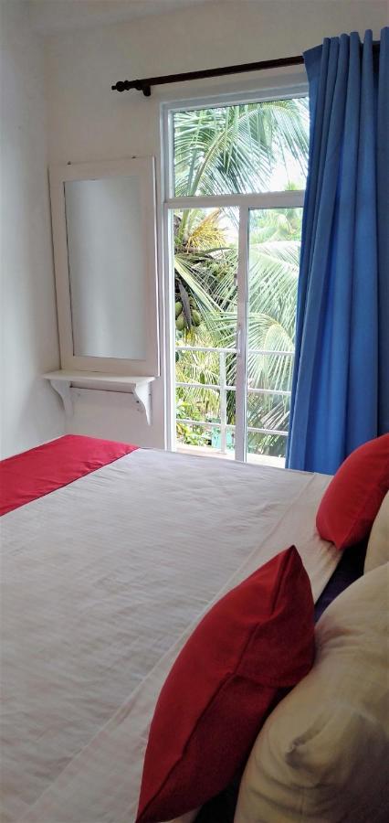 Ocean Bay Surf Resort Weligama Extérieur photo